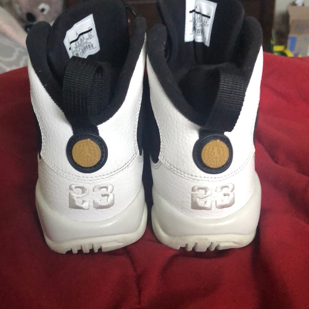 Retro Jordan 9s - Picture 2 of 3